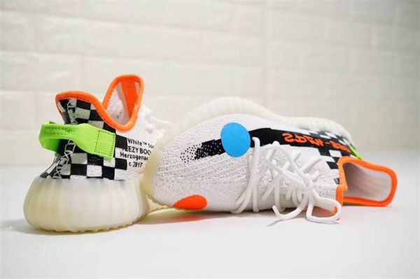 

2019 new kanye we t off v2 de igner running hoe white yellow zebra e ame tatic neaker whife men women port hoe