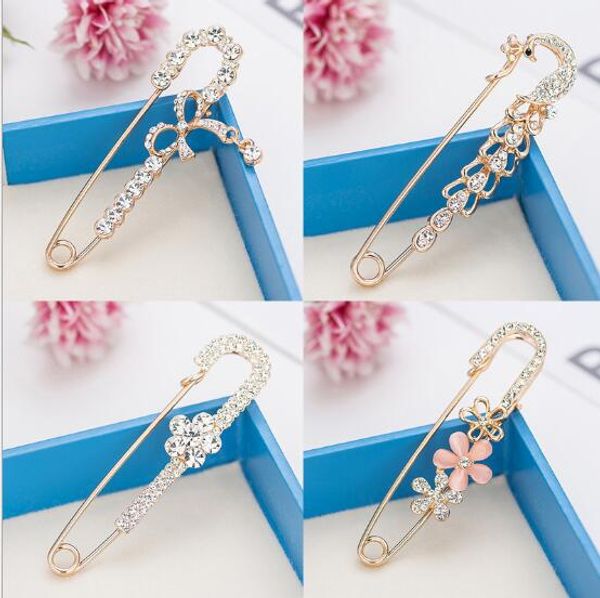 

men's and women's accessories with large pin cardigan sweater brooch high-grade scarf buckle wholesale, Gray