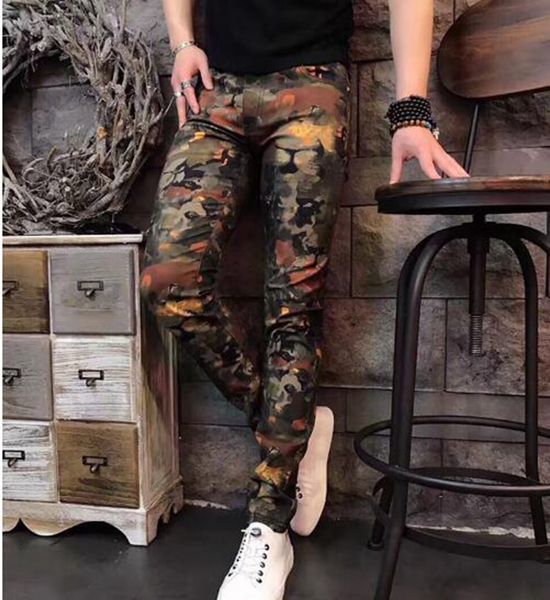 

мужская мода южнокорейская версия новой тенденции похудения личности камуфляж печати шаблон прямой ногой жан брюки / 28-36, Blue