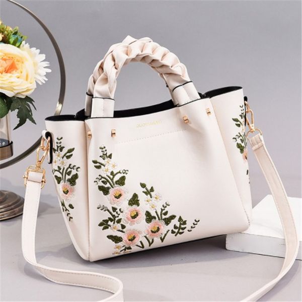 

designer luxury handbag women designer shoulder bag new autumn and winter knitting hand held fashion embroidery flower