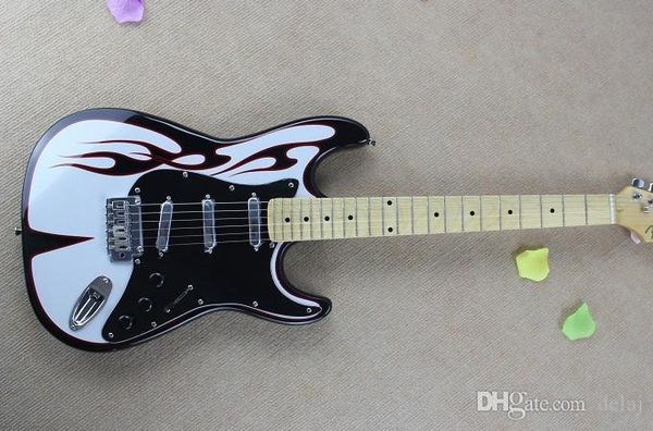 

brand new st standard maple fingerboard electric guitar chrome2019 hardware ing
