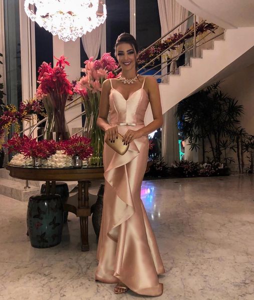 

2019 сексуальные золотые атласные платья русалки выпускного вечера длинные арабские вечерние платья платья оборками торжественный вечер плат, Black