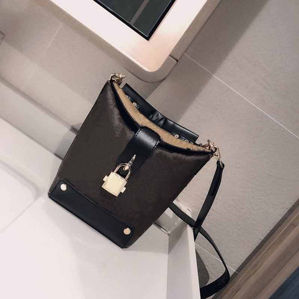 

designer handbags l flower locky style bucket duffle bag women shoulder crossbody 2020 new style purse bag