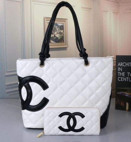 

designer womens handbag new letter shoulder bag genuine leather messenger bag luxury saddle bag with wallet