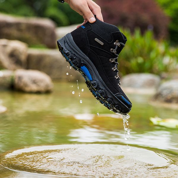 

2020 outdoor camping waterproof wearproof hiking shoe men climbing hunting lightweight breathable zapatillas deportivas hombre
