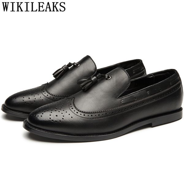 Kupit Optom Brogues Muzhskaya Obuv Plate Dlya Svadby Mokasiny Zapatos De Hombre De Vestir Formalnyj Kostyum Obuv Muzhchiny Oksford Obuv Dlya Muzhchin Pricheska Otchengdaphone05 V Kategorii Vechernyaya Obuv 58 24 Na Ru Dhgate Com