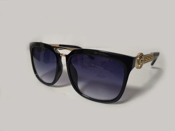 

2018 new black fashion style women sunglasses men brand designer vintage sun glasses, White;black