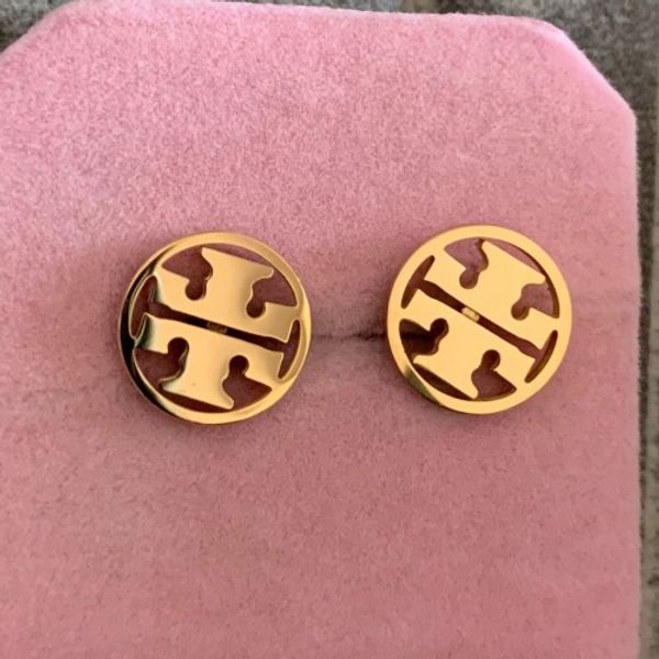 

Горячие продажи высокое качество мода мальчики девочки титан сталь розовое золото серебро круглый полый письмо серьги для женщин мужчин любителей ювелирных изделий