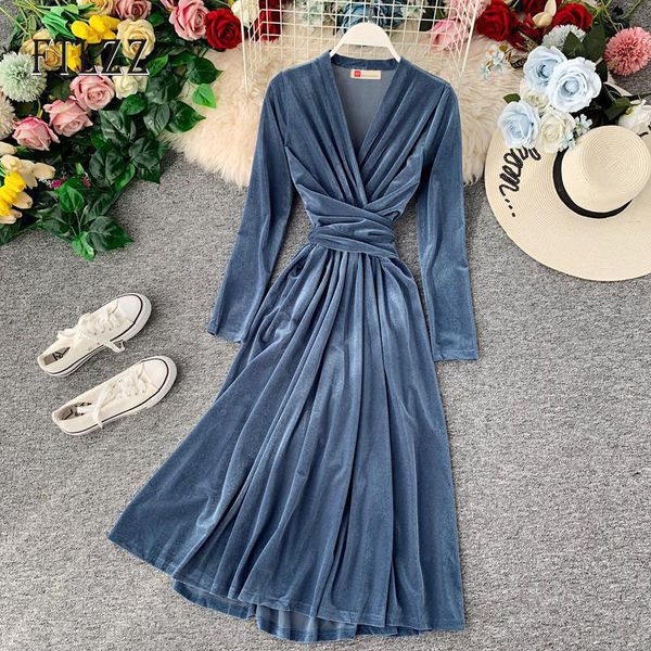 

vintage velvet dress women slim v-neck bandage dresses vestidos new 2019 autumn winter long sleeve elegant casual long robe, Black;pink