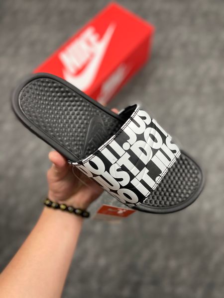 

Дизайнерская обувь слайды летний пляж крытый nike плоские G сандалии тапочки дом шлепанцы с шипом сандалии с коробкой