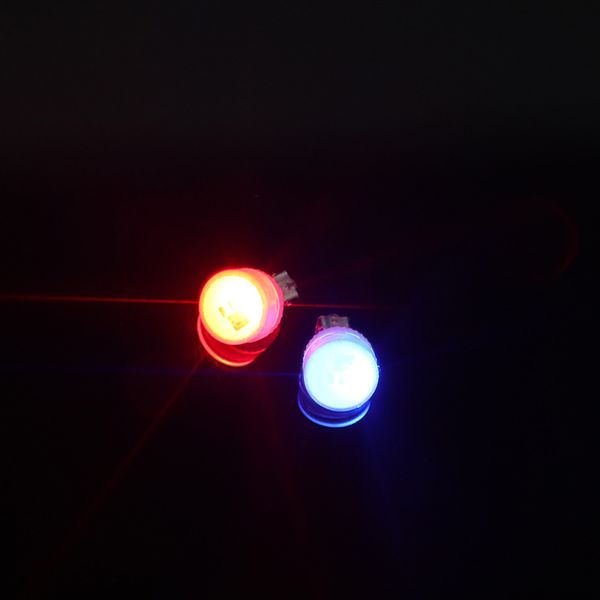 

led electronics ear studs flash luminescence plastic earring nightclub disco dancing fashion earrings new pattern selling 1 7hs j1