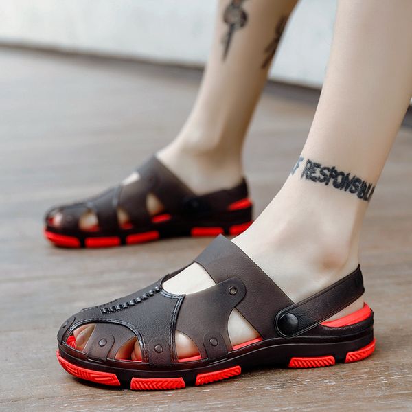 

2020 men's outdoor vacation sandals casual breathable slippers mens outside sandals non-slip hole comfortable shoes