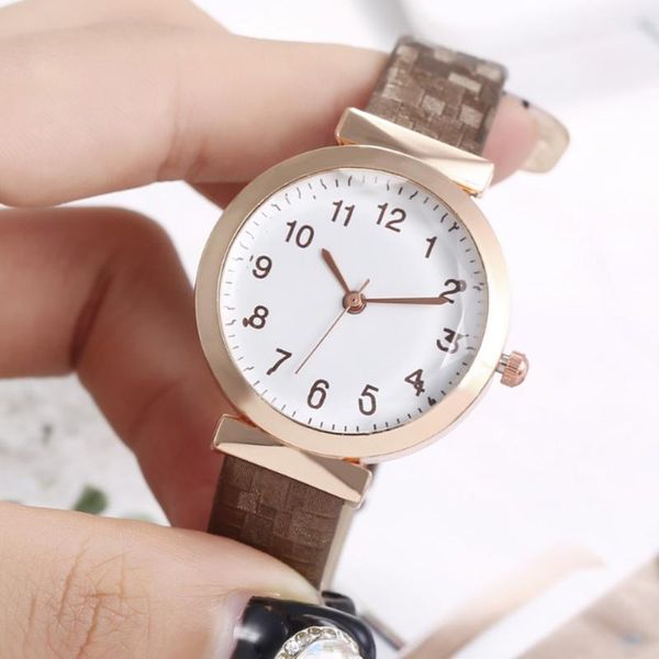 

2020 women watches leather belt watch clock personalized dial fashionable ladies belt quartz watch #d18, Slivery;brown