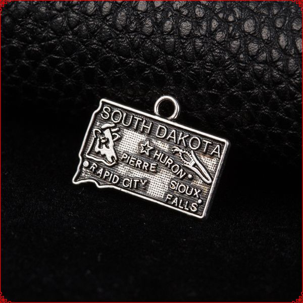 Pack 30 UK Seller 16x8mm Tibetan Silver Cross Pendant Charms