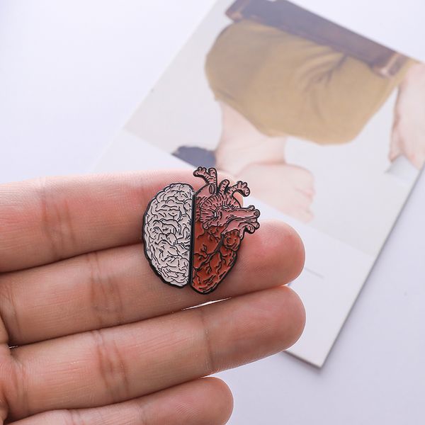 

2 pcs/set half organ heart brain enamel pins rational sensual brooches bag clothes button badge jewelry for doctors, Gray