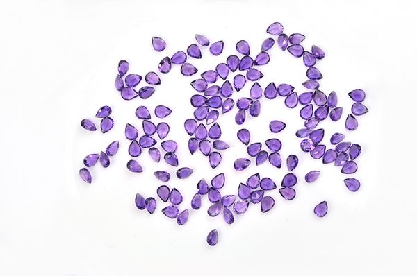 

50pcs/lot dark purple 3x4-4x6mm pear brilliant facet cut 100% authentic natural amethyst crystal gem stones for jewelry making, Black