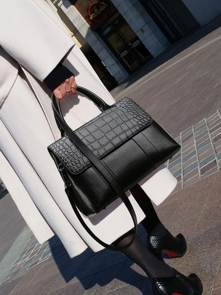 

new luxury handbags women bags female messenger crossbody casual handbag big leather large capacity wild lady shoulder bag