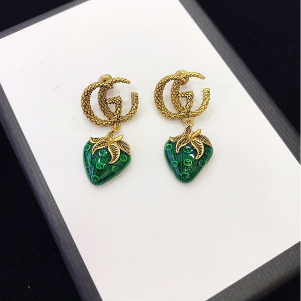 

2020 new fashion retro alphabet earrings strawberry pendant elegant and daily office party gifts, Silver