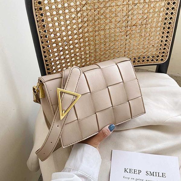 

women handbag european fashion casual plaid shoulder bag weave messenger bags classic crossbody flap purse