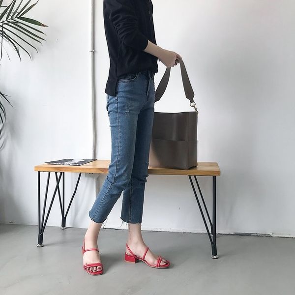 

cqc10 high qulity hoe selling sandals womens comfortable flat shoes breathable cool popular shoes summer sandals with box, Red;white