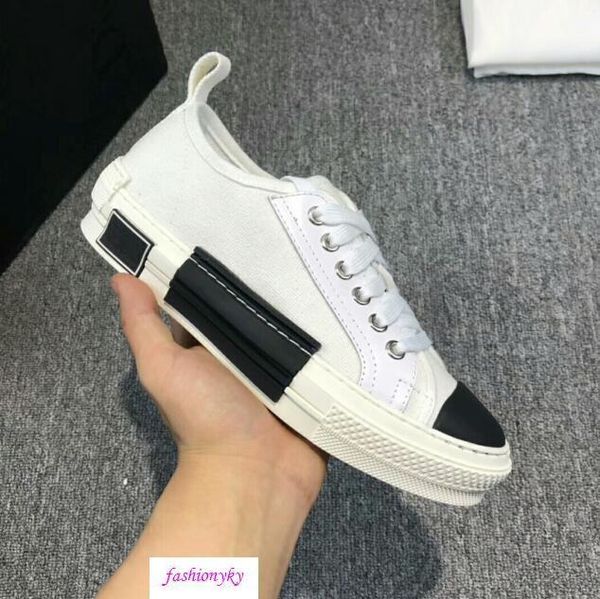

classics b23 "single m classic logo as the main vision, in the way of large-area printing on the upper couple size 35-40, Black