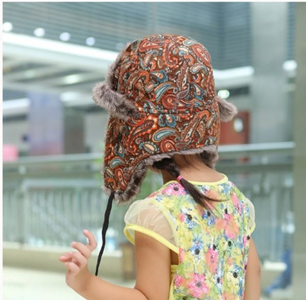 

feng knits lei parent-child eea213 ear cap baby cap protection knit pomegranate lamp warm caps wholesale caps children's crotu, White;black