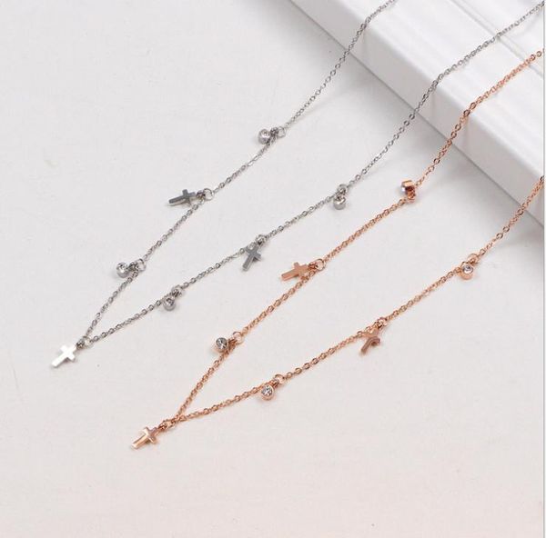 

korean new cross with diamond pendant, titanium steel necklace, 14k rose gold short chain, collarbone chain, female, Silver