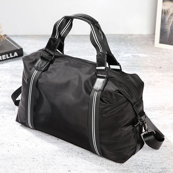 

waterproof nylon travel duffle bag men large luggage bag solid black totes women fashion handbag striped vacation shoulder bags