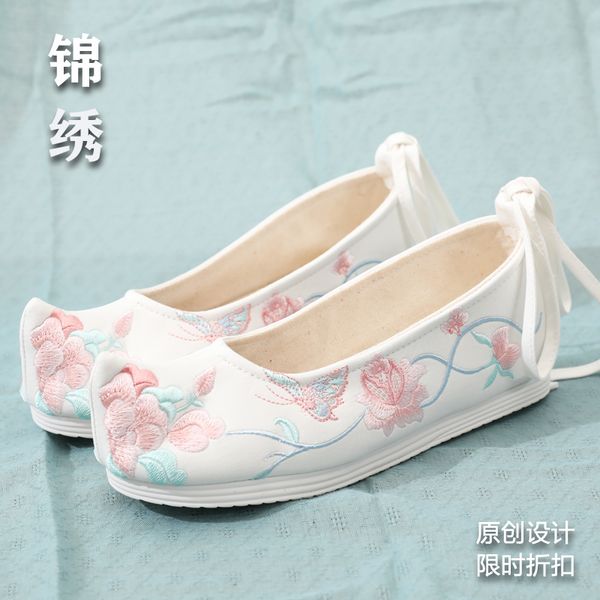

women ancient style embroidered shoes low heel running shoes