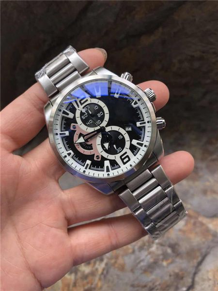 

2020 men's running seconds quartz movement diameter 44mm watch brand men's watch waterproof watch, Slivery;brown