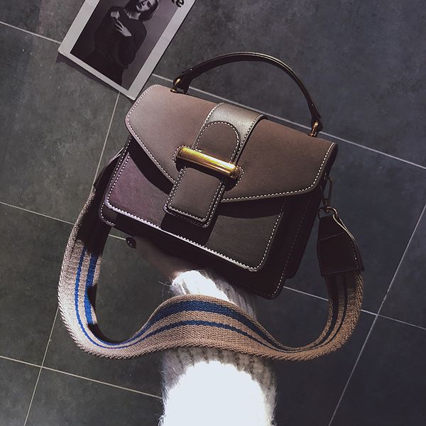 

designer luxury handbag wallet designer handbag 2019 brand fashion luxury lady handbag large senior sense hand bill of lading shoulder bag