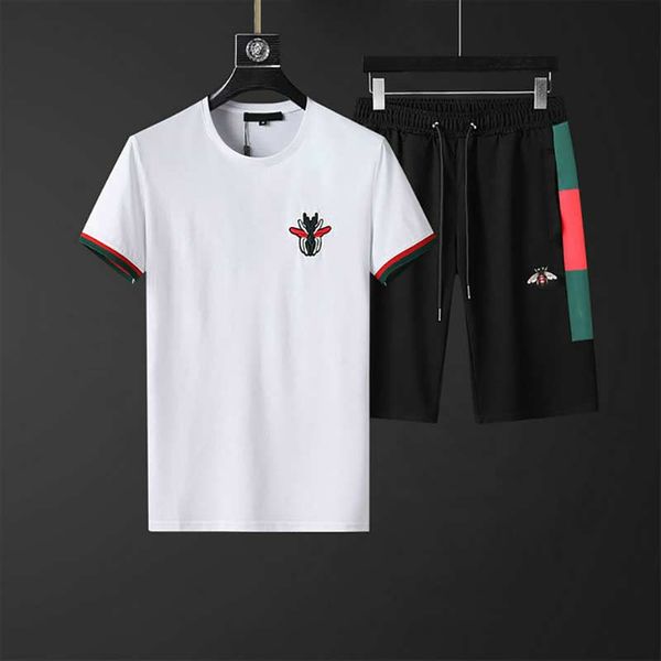 

Men's Designer Fashion designe Sportswear Bee Embroidery Luxury Summer Sportswear Short Sleeve Pullover Jogging Pants Suit O-Neck Sportswear