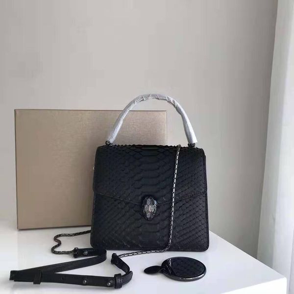 

designer luxury handbag wallet backpack fashion messenger bag tote bag counter box dust bag serial number