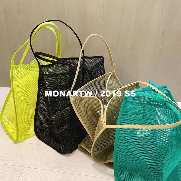 

clear mesh shoulder bag is stylish, lightweight and easy to carry