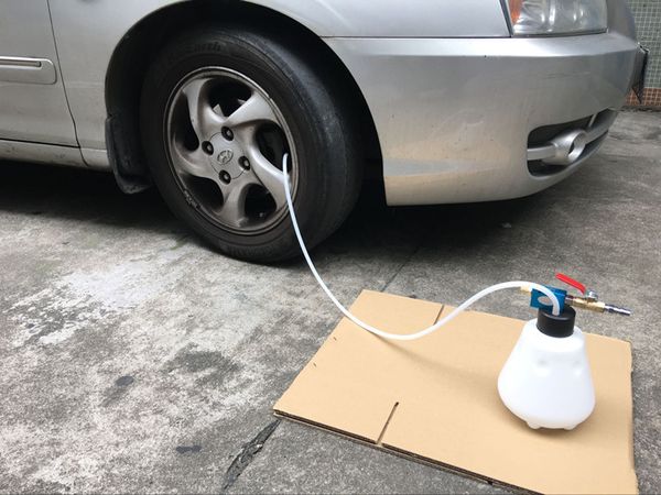 

1.4l brake oil replacement tool, brake fluid change filler, oil supplement, change the fluid to empty washer