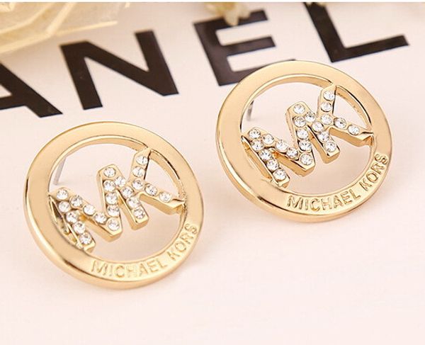 

M008 Серьги Письмо Натуральный Кристалл Оптовая Мода Маленькие Посеребренные Ювел