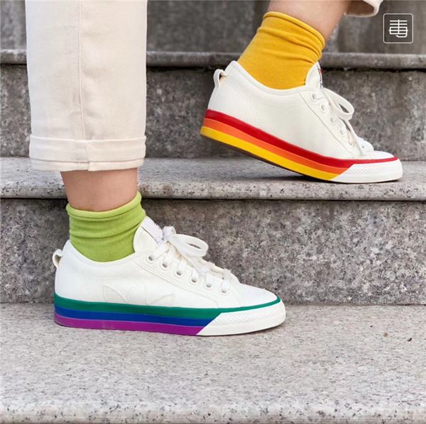 

2019 new nizza pride shoes rainbow mandarin duck love unites casual classic skate shoes men women canvas shose ef2319 size 36 44, Black