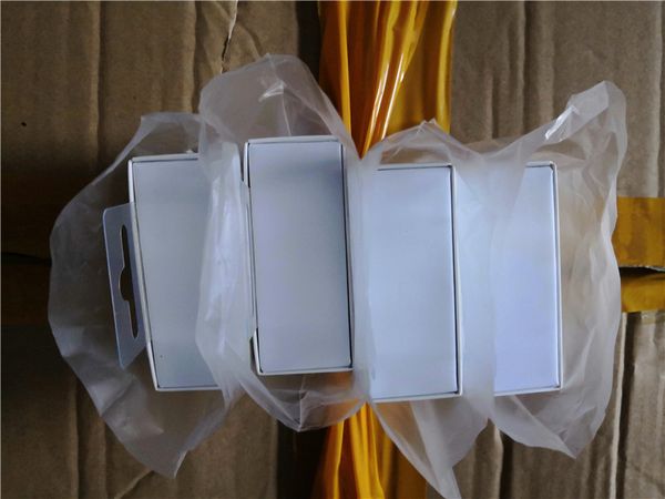 

50pc oem quality 3 5mm in ear earphone headphone with remote and mic head et with retail packing box head et for ip5 6 generation