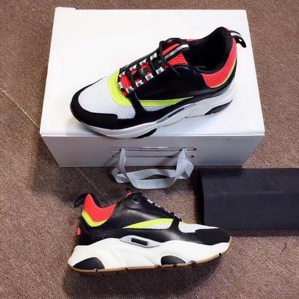 

2019 new net red super fire flat casual sports breathable small white shoes thickening light bottom men's real cowhide 04040178, Black