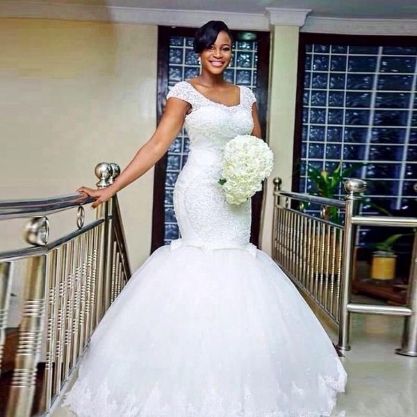 Plus Size Mermaid Wedding Gowns Scoop Cap Sleeves Lace Appliques