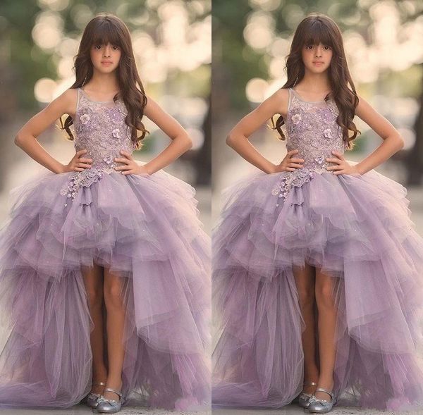 

Lavender High Low Girls Pageant Gowns Lace Applique Sleeveless Flower Girl Dress For Wedding Purple Puffy Kids First Holy Communion Dresses