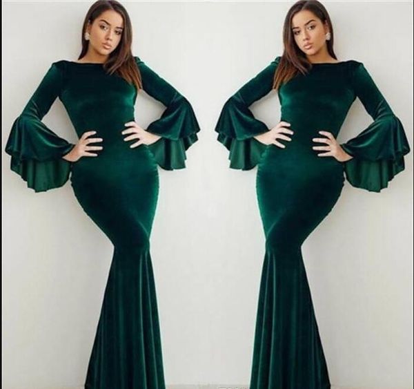 Vestidos de noite de sereia verde escura de 2019 Mangas de campainha longa vestido formal de veludo vestido de noite use vestidos festa vestidos de noite