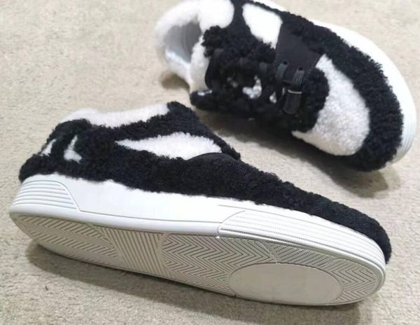 

Sapatos ocasionais shoesbrandlogo