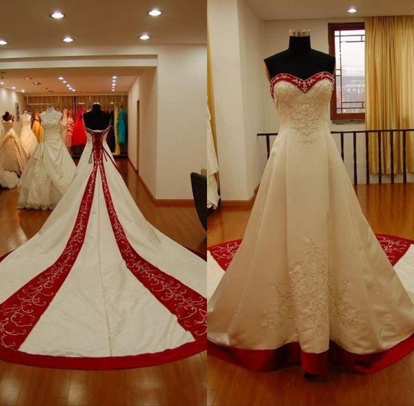 

Vintage White And Red Satin A Line Wedding Dresses Strapless Chapel Train Lace Up Plus Size Church Bridal Gowns Country Vestidos De Novia