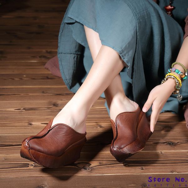 

2020 summer new women slippers, deep leather thick muffin and casual shoes with baotou casual, Black