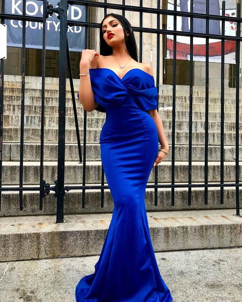 

designer explosion models 2019 autumn low-cut v-neck strapless dress european and american women's short-sleeved dress