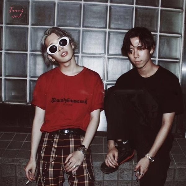 

russia polyester gosha rubchinskiy t shirt grunge tumblr hip hop camisetas graphic cotton footprints women vintage tee top, White