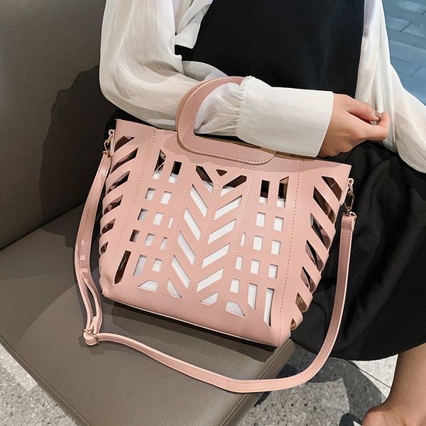 

hollow out beach bag for women handbag large capacity pu leather female shoulder bag lady totes brand design messenger bags 2020hand bag lar