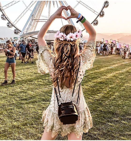 

бальные платья женщин дизайнер одежды dot пришивания flare рукавом мини платье v шеи backless сетки вышивки wasit узелок платье партии женщи, Black;gray