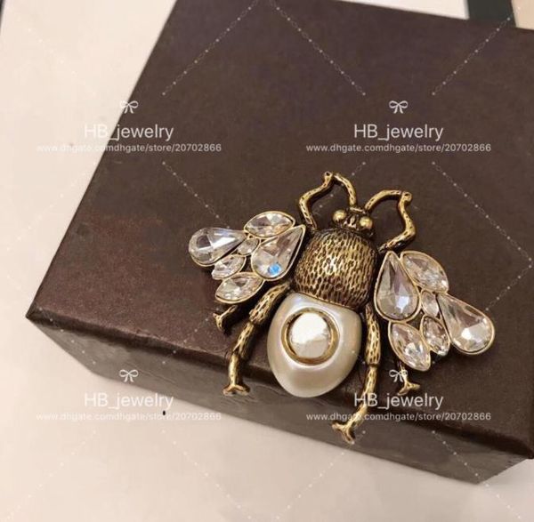 

popular fashion high version bee brooch broche for lady design women party wedding jewelry with for bride whit box, Gray